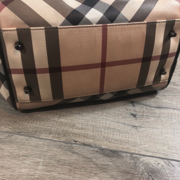 SOLD! Burberry | Canterbury Tote - Picture 3 of 8